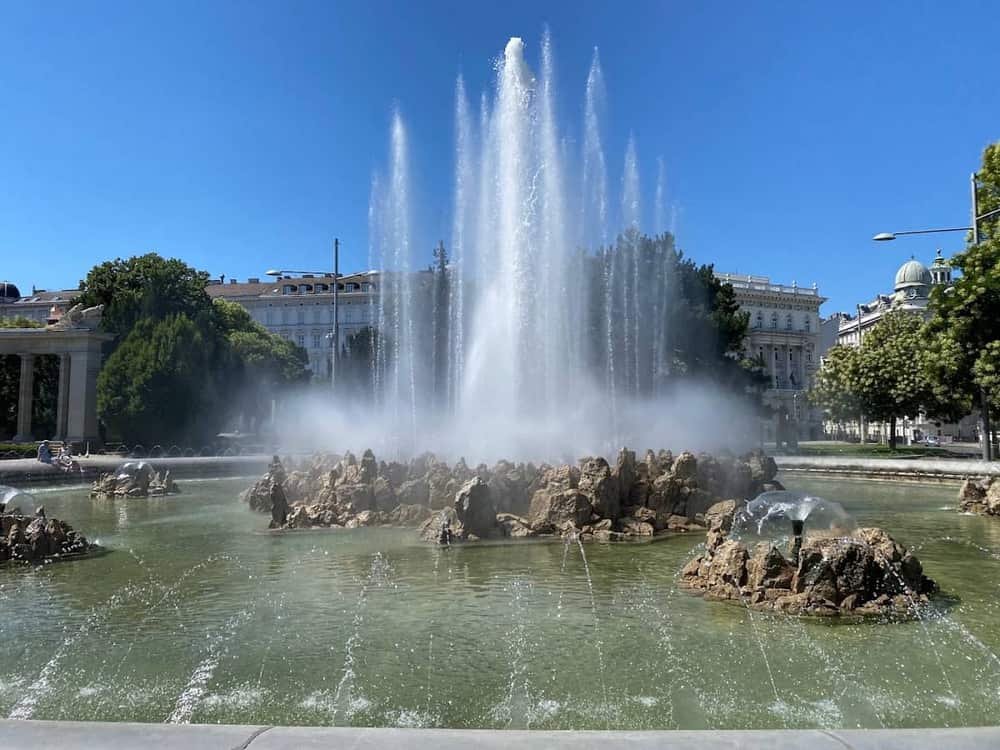 Hochstrahlbrunnen — 2