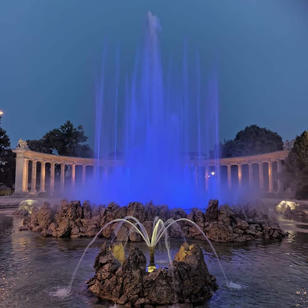 Hochstrahlbrunnen — 3