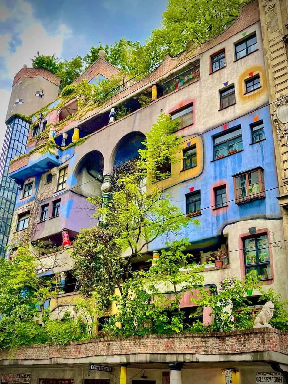 Hundertwasser House — 3