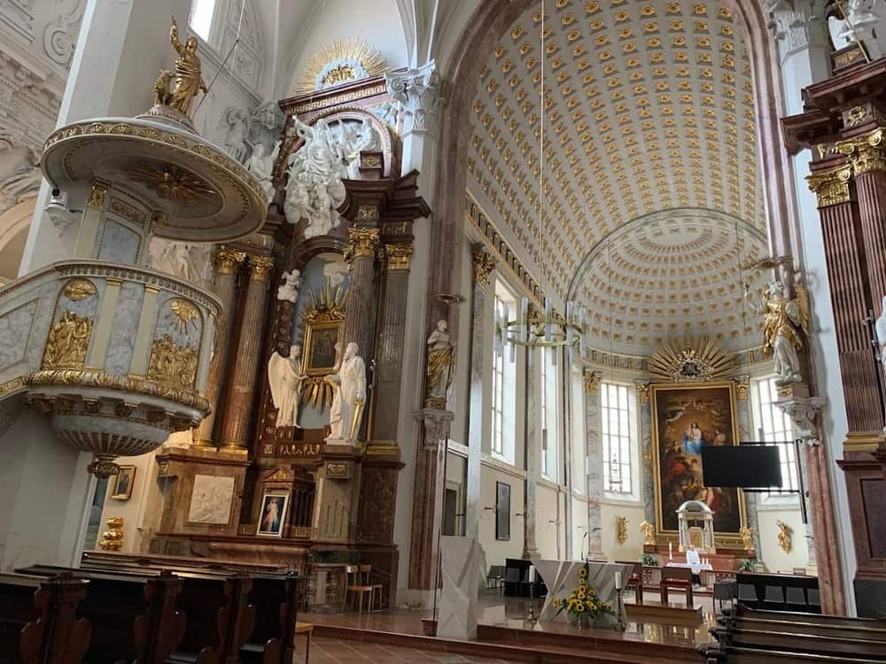 Kirche am Hof (Kirche zu den neun Chören der Engel) — 2