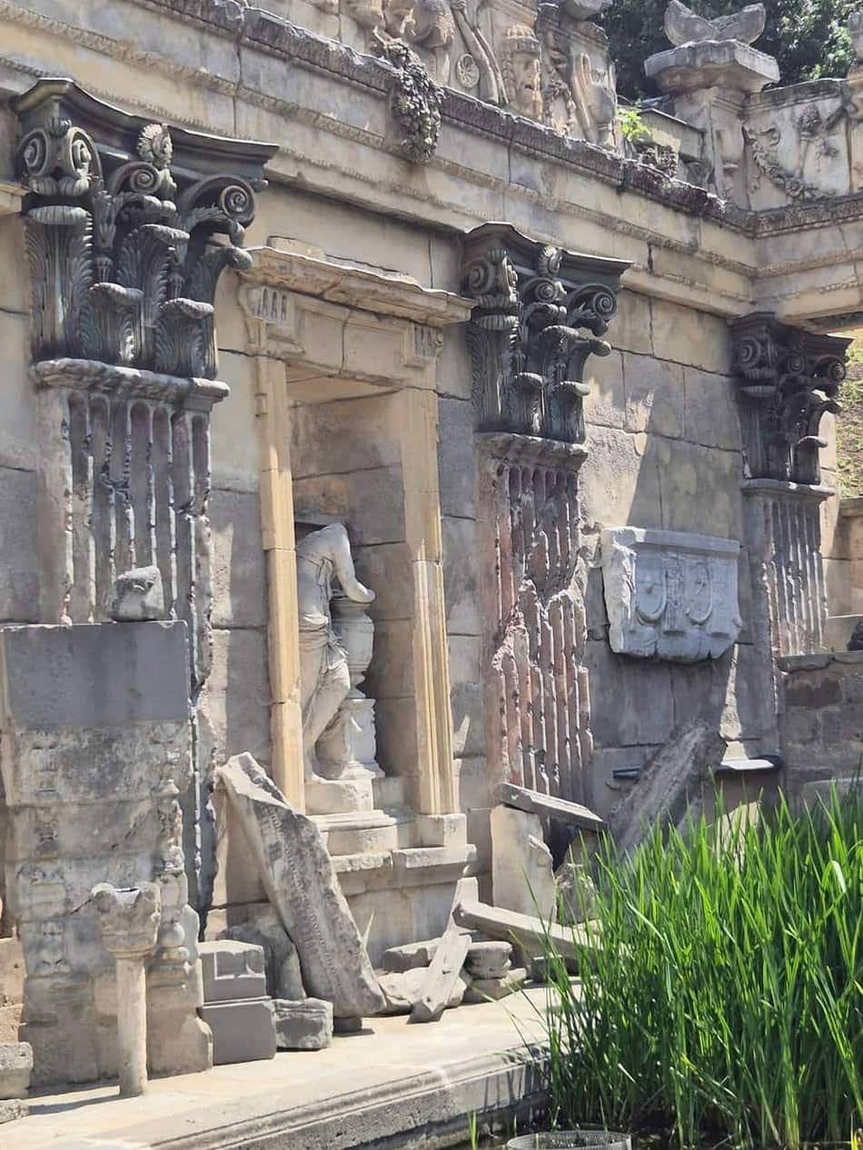 Roman Ruin — 3