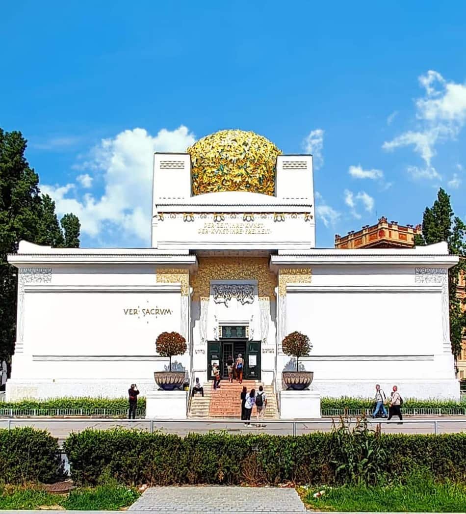 Vienna 1900: A Jugendstil Walk from the Secession to Loos