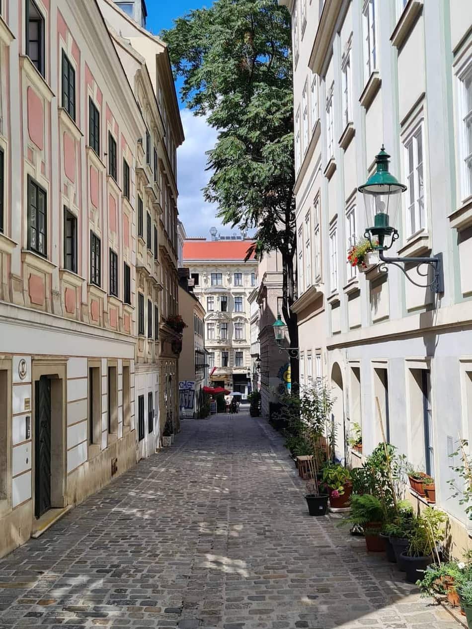 Where to Stay in Vienna: The Districts, Honestly Compared