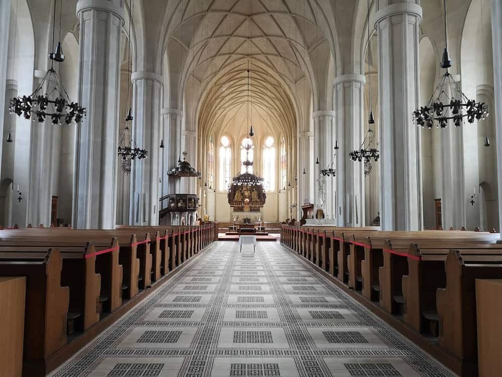 St. Leopold's Church, Donaufeld — 2