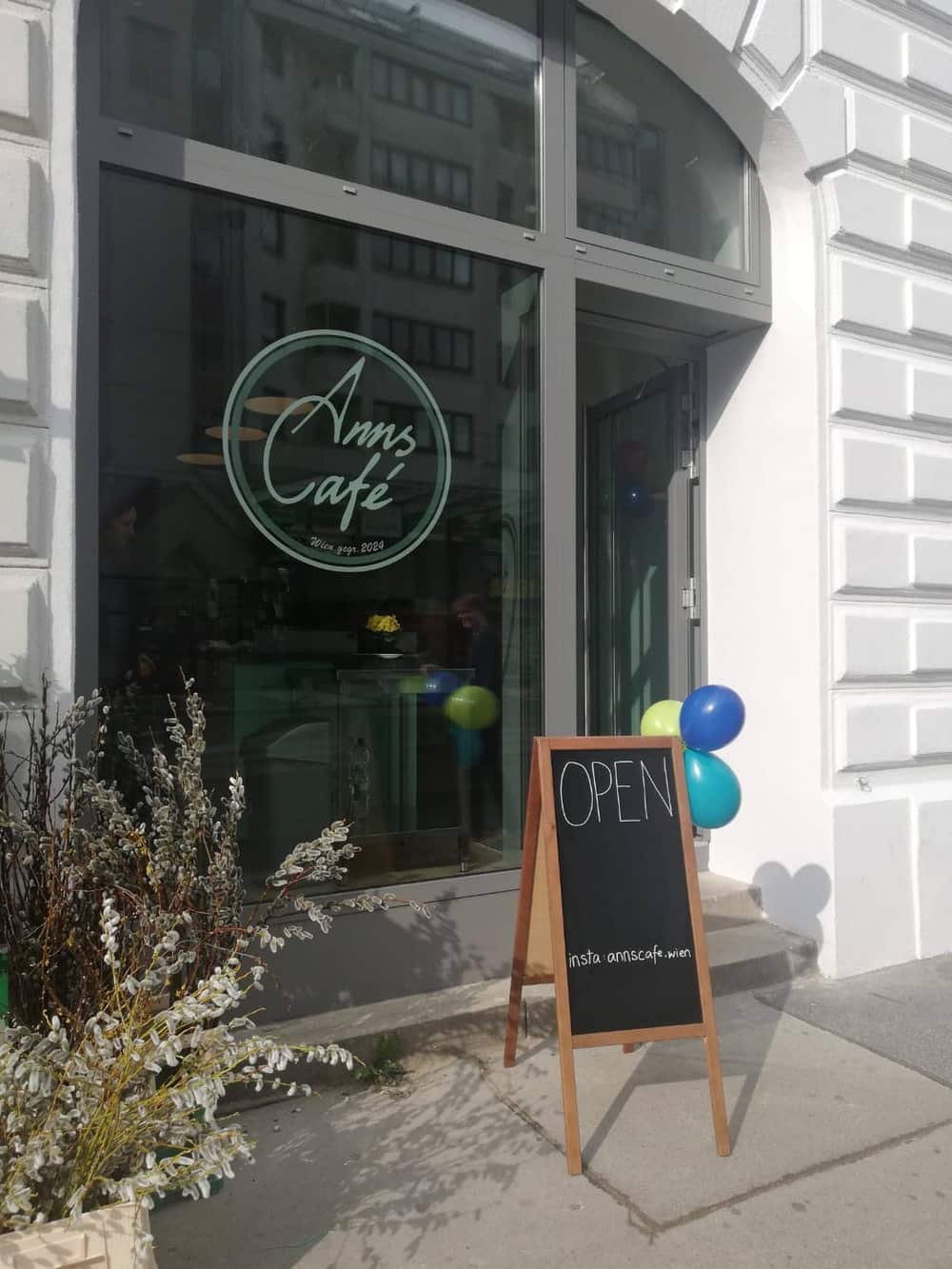 Anns Café