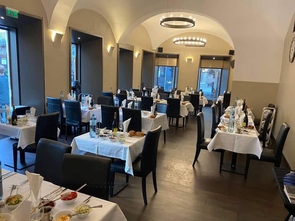 Alef Alef Kosher Restaurant