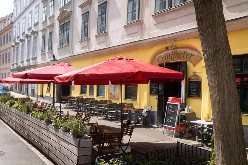 Centimeter beim Rathaus