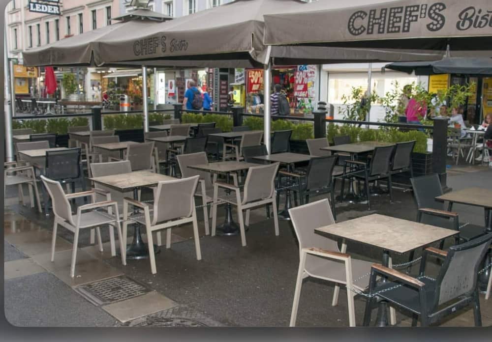 Chefs Bistro