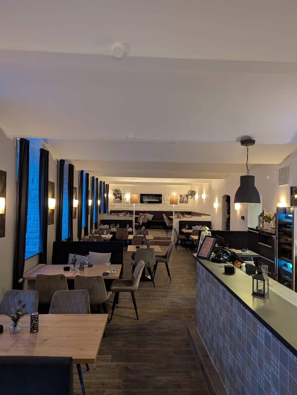 DAST Restaurant