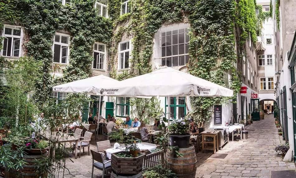 ef16 Restaurant Weinbar