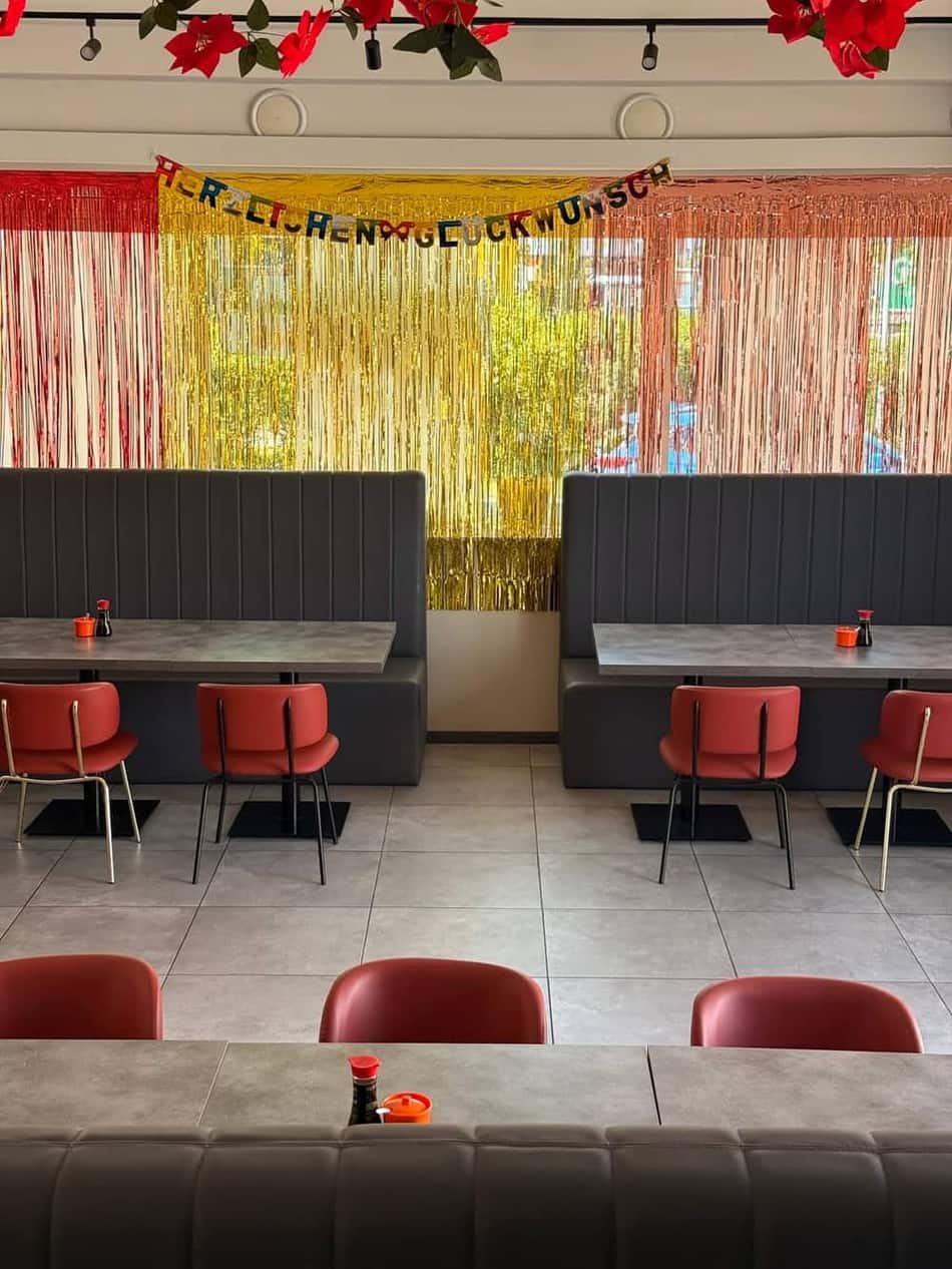 Lili's Wok Sushi Restaurant